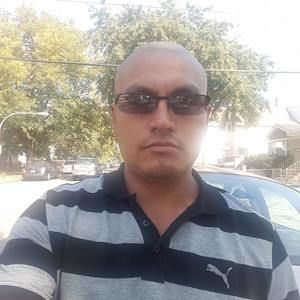 Meet your Posher, Adrian